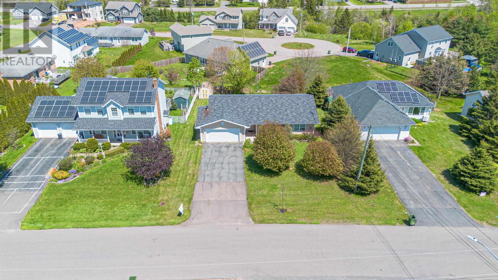 Property at 42 BRAEMORE Avenue image 3