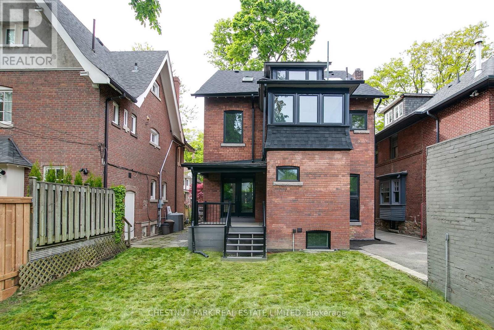 111 Roxborough Drive, Toronto (Rosedale-Moore Park), Ontario  M4W 1X5 - Photo 49 - C12173184