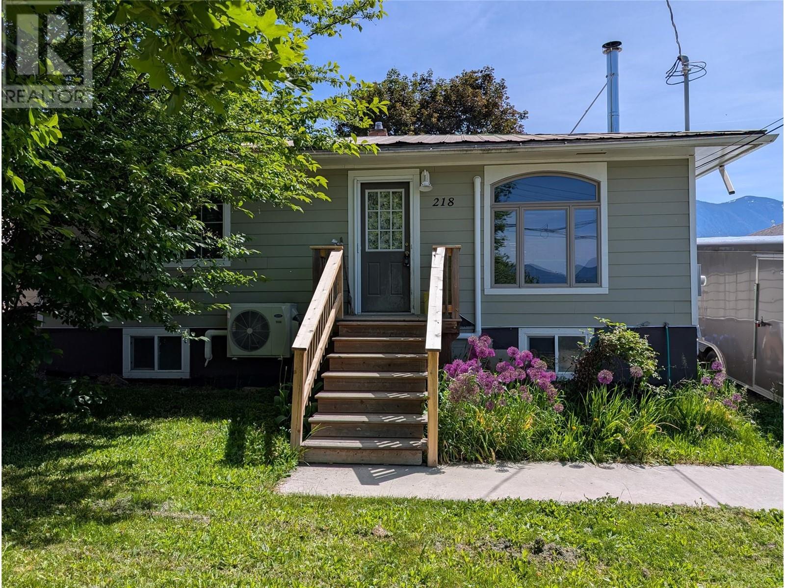 Property at 218 21ST Avenue image 1