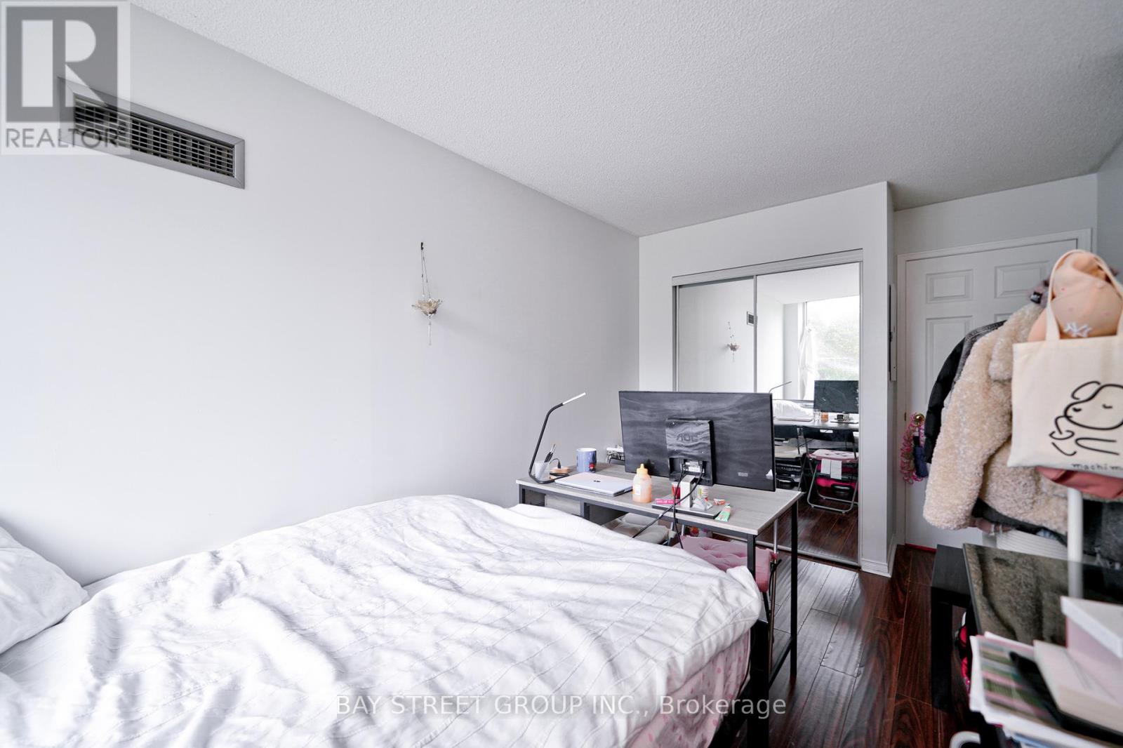 106 - 18 Pemberton Avenue, Toronto, Ontario  M2M 4K9 - Photo 24 - C12177510