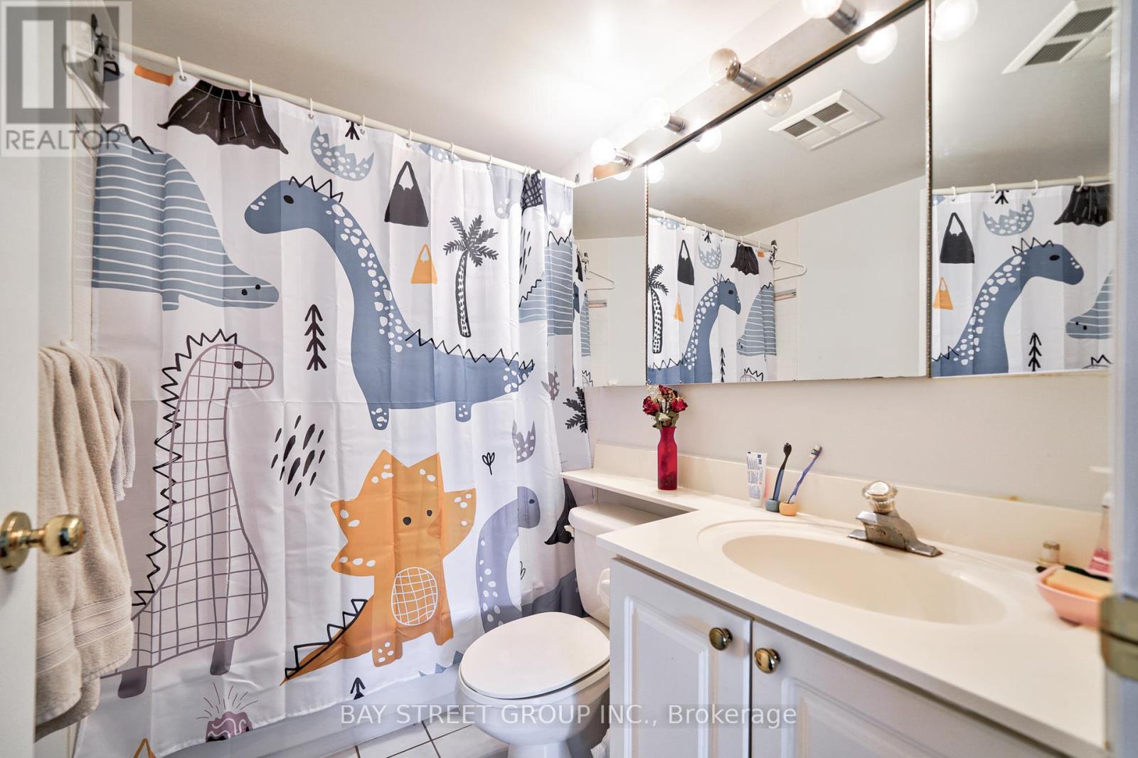 106 - 18 Pemberton Avenue, Toronto, Ontario  M2M 4K9 - Photo 27 - C12177510
