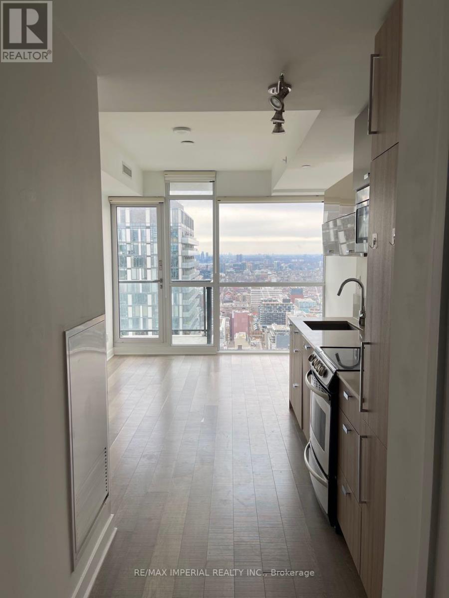 3903 - 290 Adelaide Street W, Toronto, Ontario  M5V 1P6 - Photo 11 - C12177518