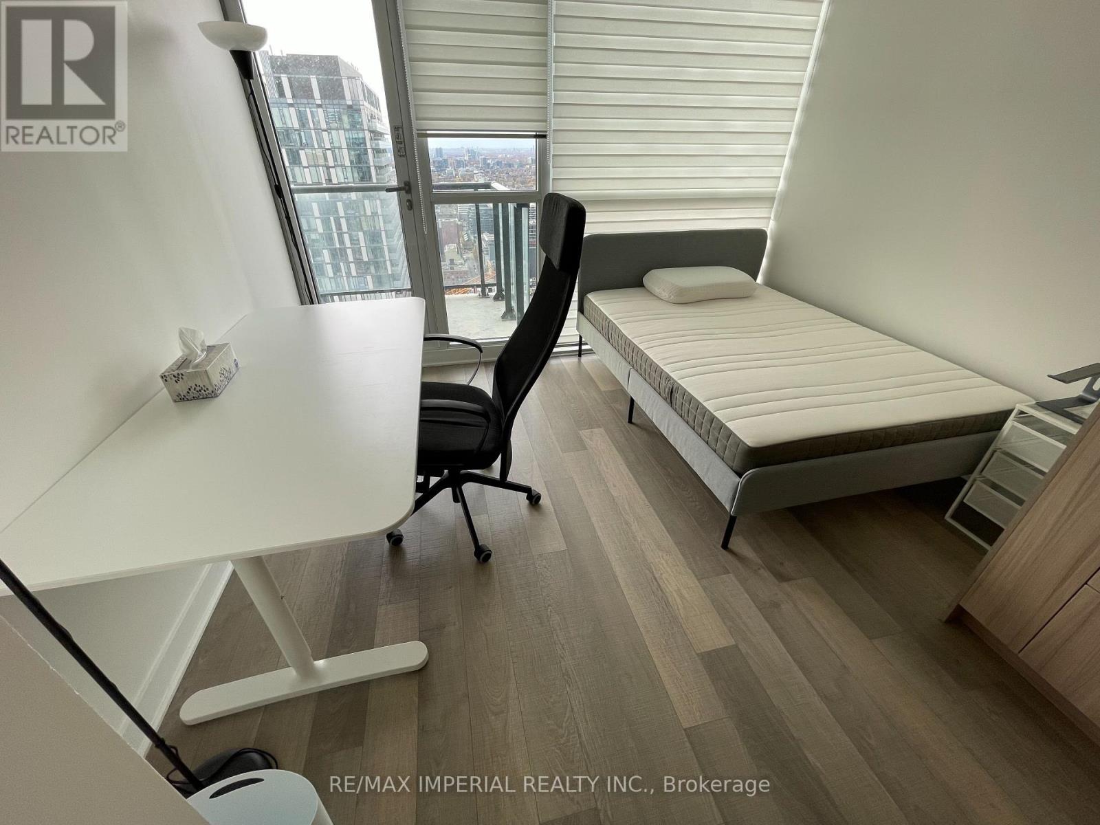 3903 - 290 Adelaide Street W, Toronto, Ontario  M5V 1P6 - Photo 9 - C12177518