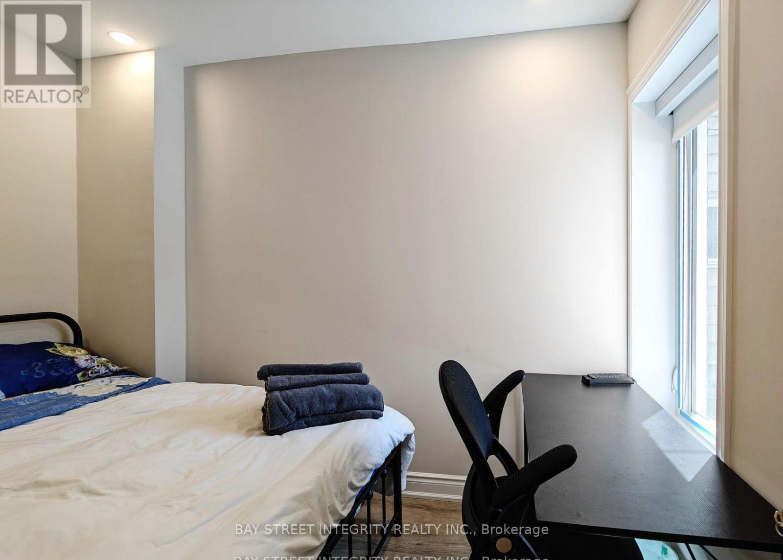 Unit 1 - 598 Crawford Street, Toronto, Ontario  M6G 3K2 - Photo 12 - C12007351