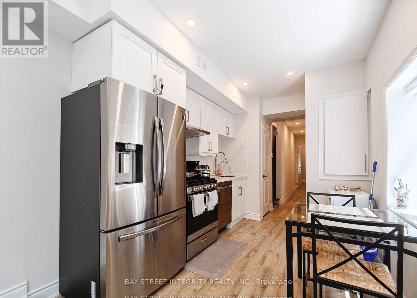 Unit 1 - 598 Crawford Street, Toronto, Ontario  M6G 3K2 - Photo 6 - C12007351