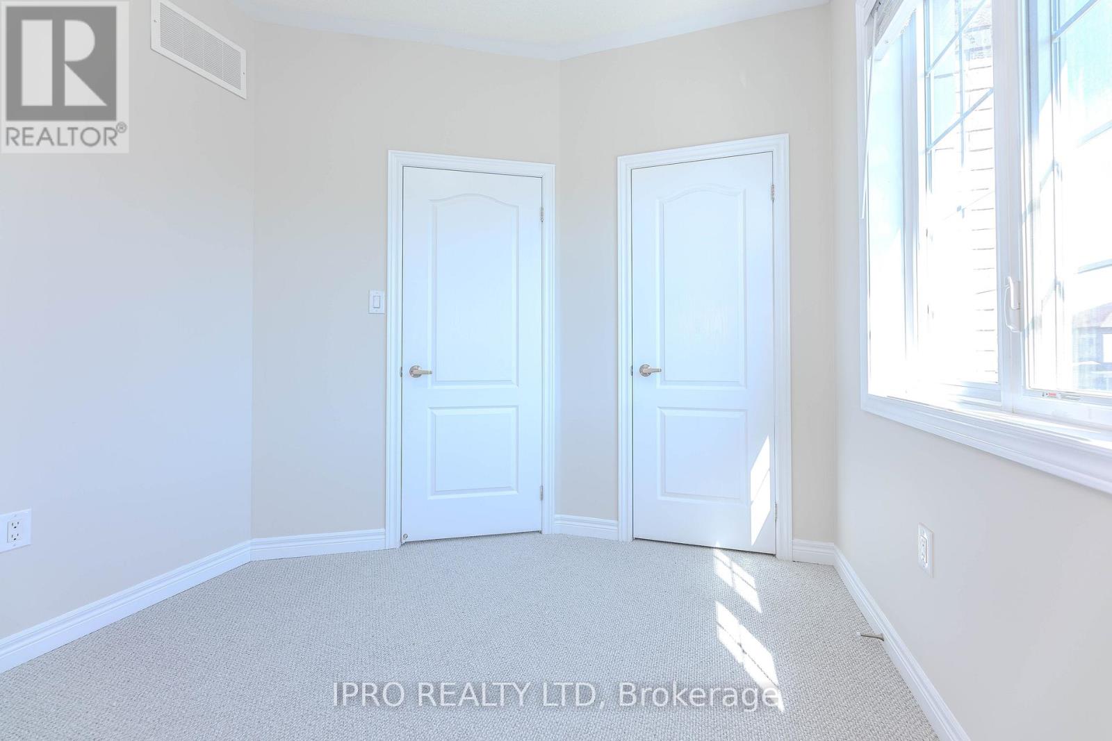 54 Hashmi Place, Brampton, Ontario  L6Y 6K1 - Photo 33 - W12171746