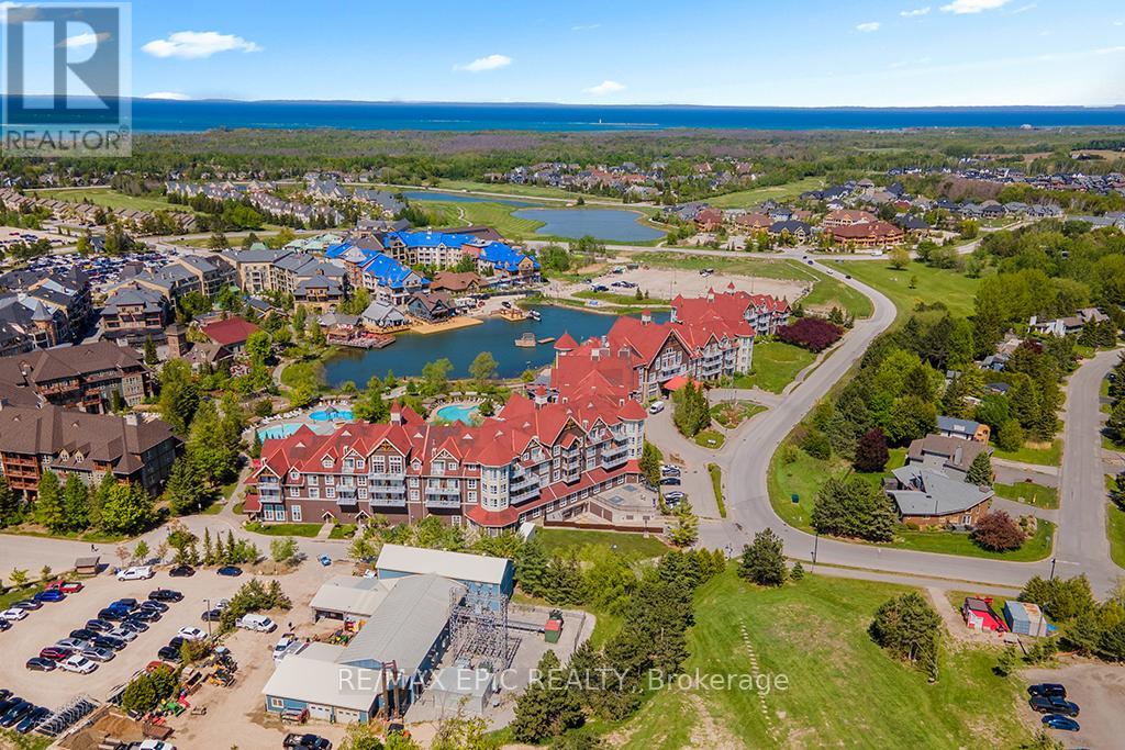 272 - 220 GORD CANNING DRIVE, Blue Mountains, Ontario