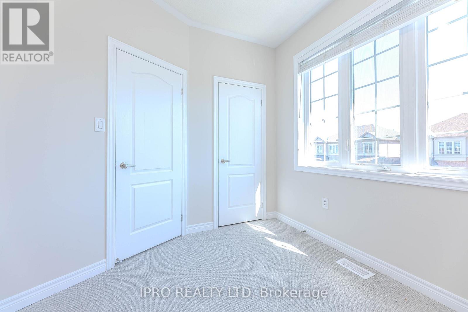 54 Hashmi Place, Brampton, Ontario  L6Y 6K1 - Photo 34 - W12171746