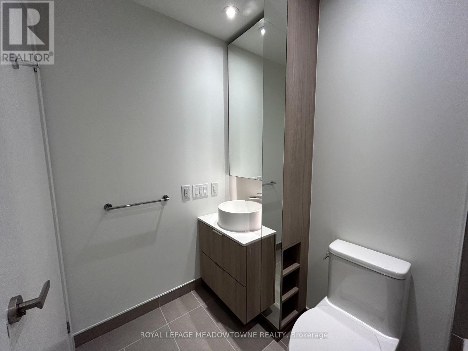 519 - 28 Ann Street, Mississauga, Ontario  L5G 0C1 - Photo 12 - W12177498