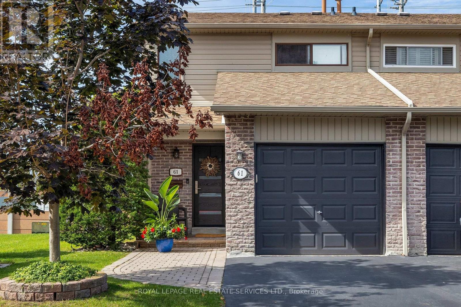 61 - 2035 Asta Drive, Mississauga, Ontario  L5A 3Y2 - Photo 1 - W12177501