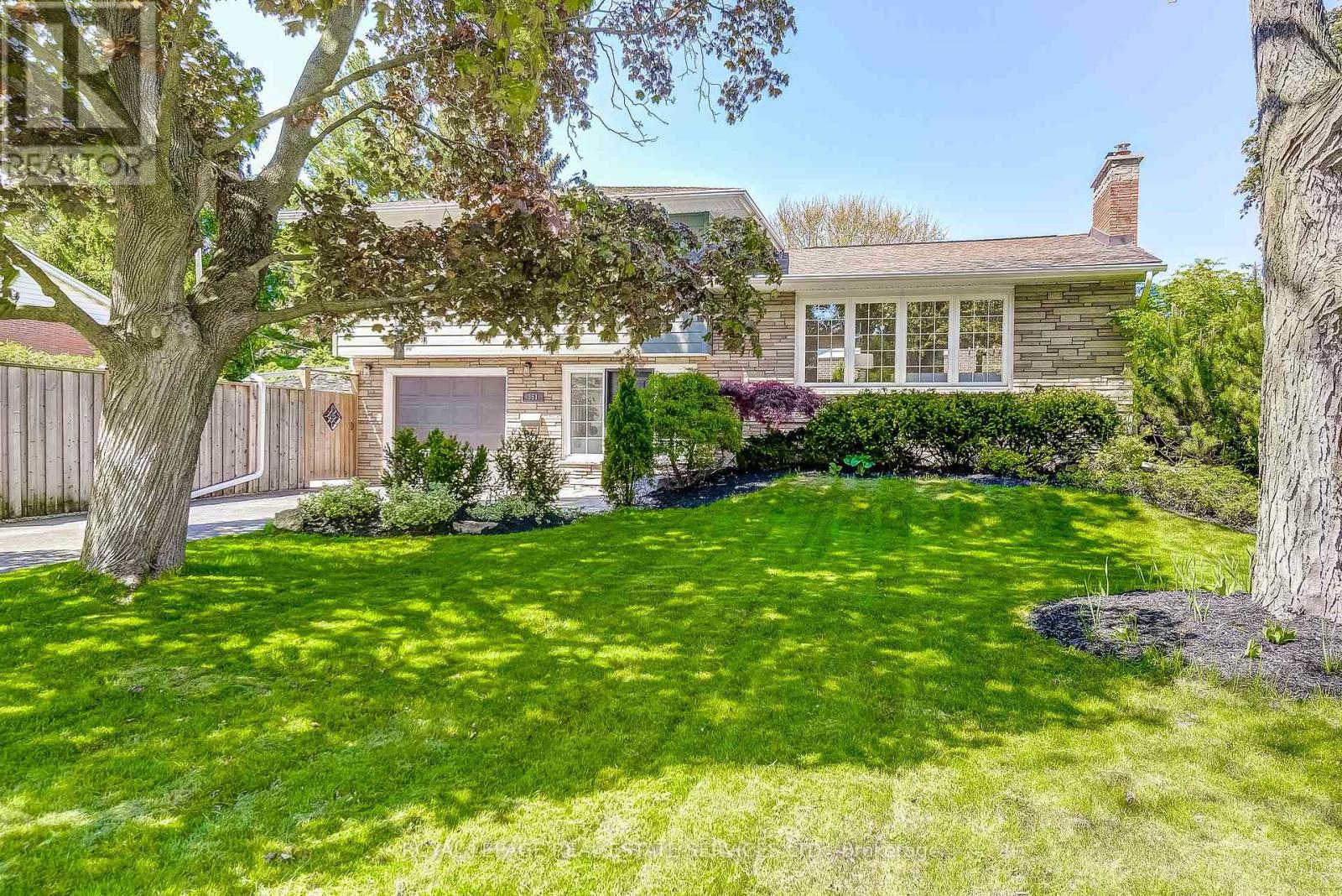 Property at 351 STRATHCONA DRIVE image 4