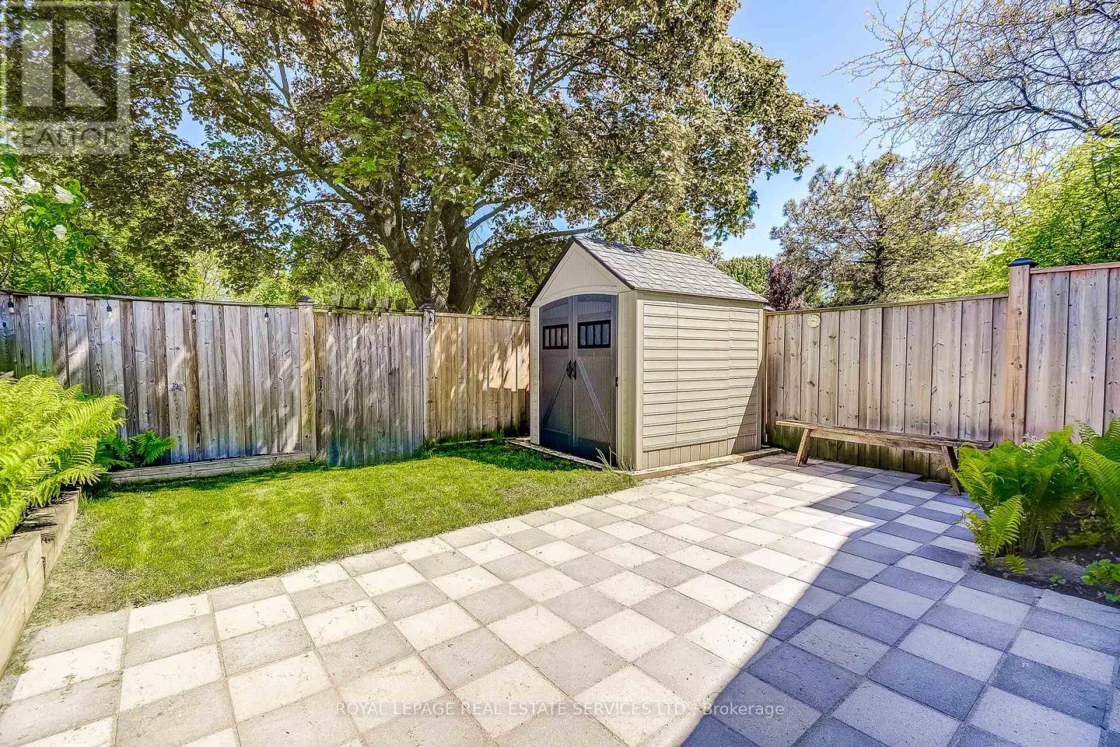 351 Strathcona Drive, Burlington (Shoreacres), Ontario  L7L 2E4 - Photo 47 - W12177505