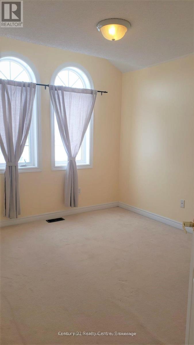 9 Fawson Cove Way, Brampton, Ontario  L6R 0G7 - Photo 14 - W12177524