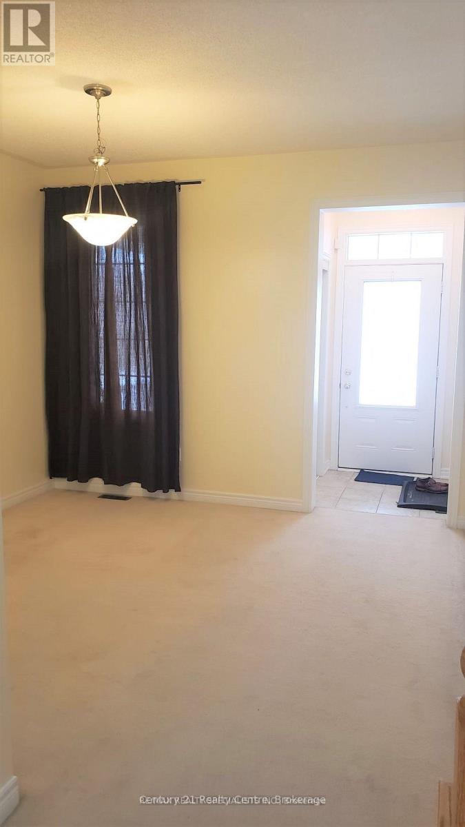 9 Fawson Cove Way, Brampton, Ontario  L6R 0G7 - Photo 4 - W12177524