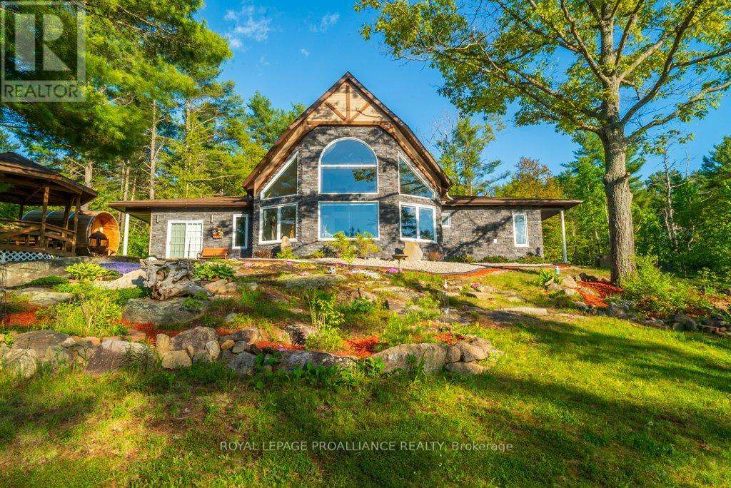 1071 PINE PATH LANE, North Frontenac, Ontario