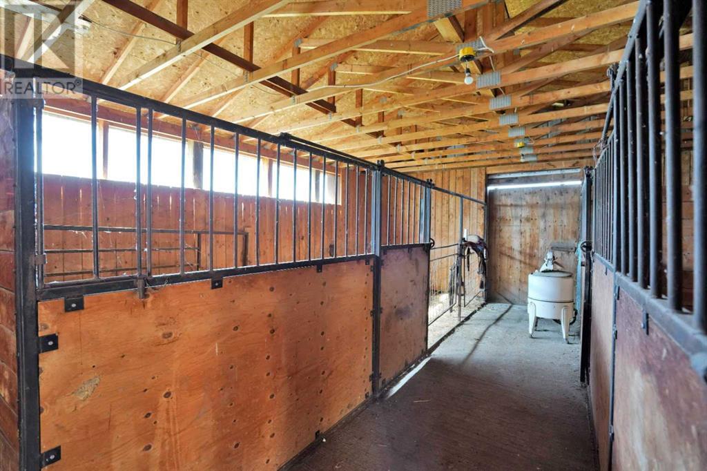 32570 Range Road 51, Rural Mountain View County, Alberta  T0M 1X0 - Photo 14 - A2201827