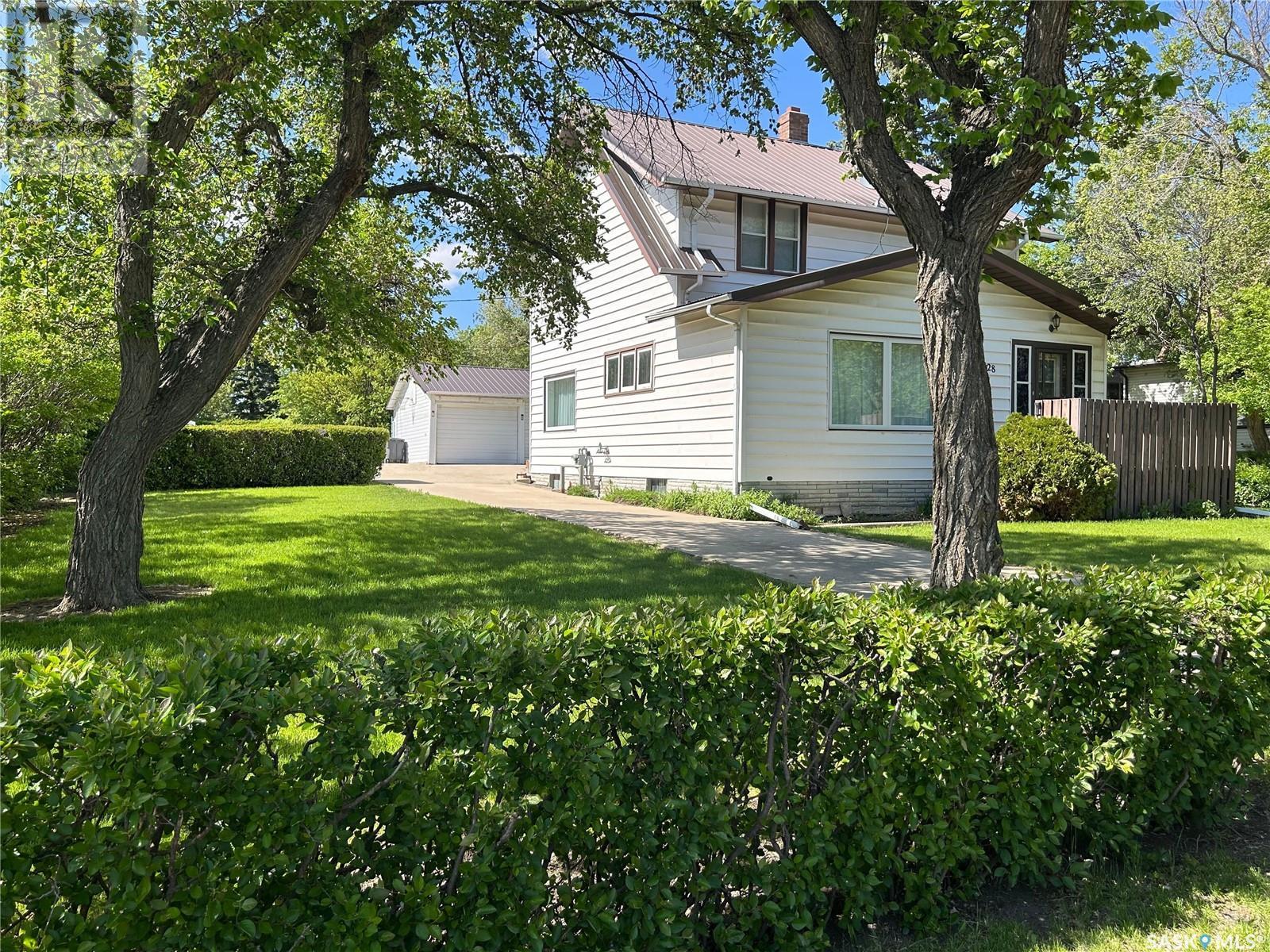 28 Douglas Street, Wilcox, Saskatchewan  S0G 5E0 - Photo 2 - SK000272