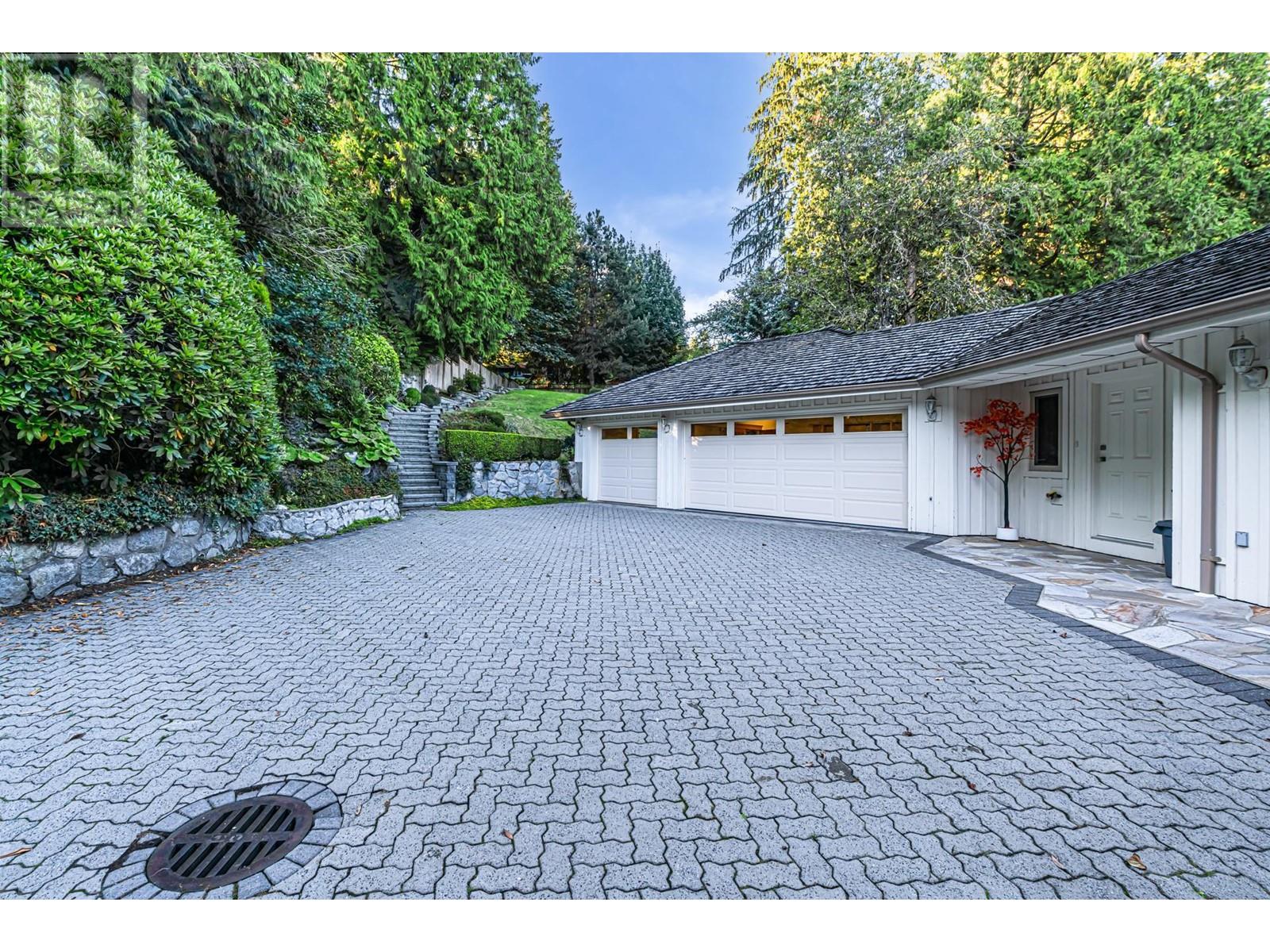 1361 Mathers Avenue, West Vancouver, British Columbia  V7T 2G5 - Photo 33 - R3007593