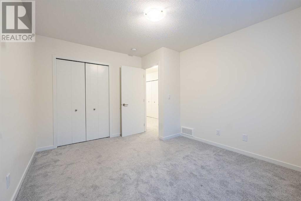 660 South Point Heath Sw, Airdrie, Alberta  T4B 5H7 - Photo 19 - A2185816
