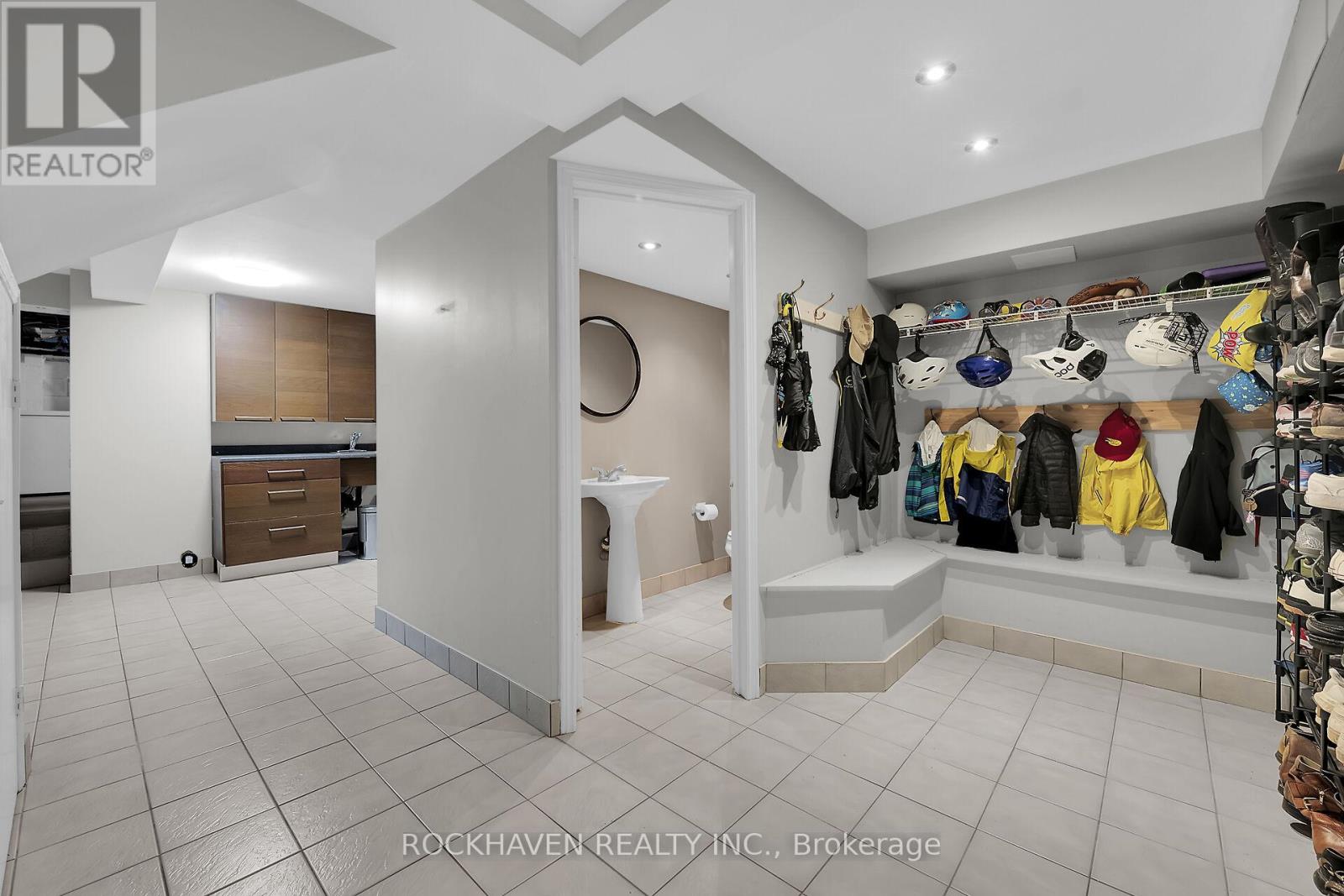 53 Glenfern Avenue, Hamilton, Ontario  L8P 2T6 - Photo 29 - X12177534
