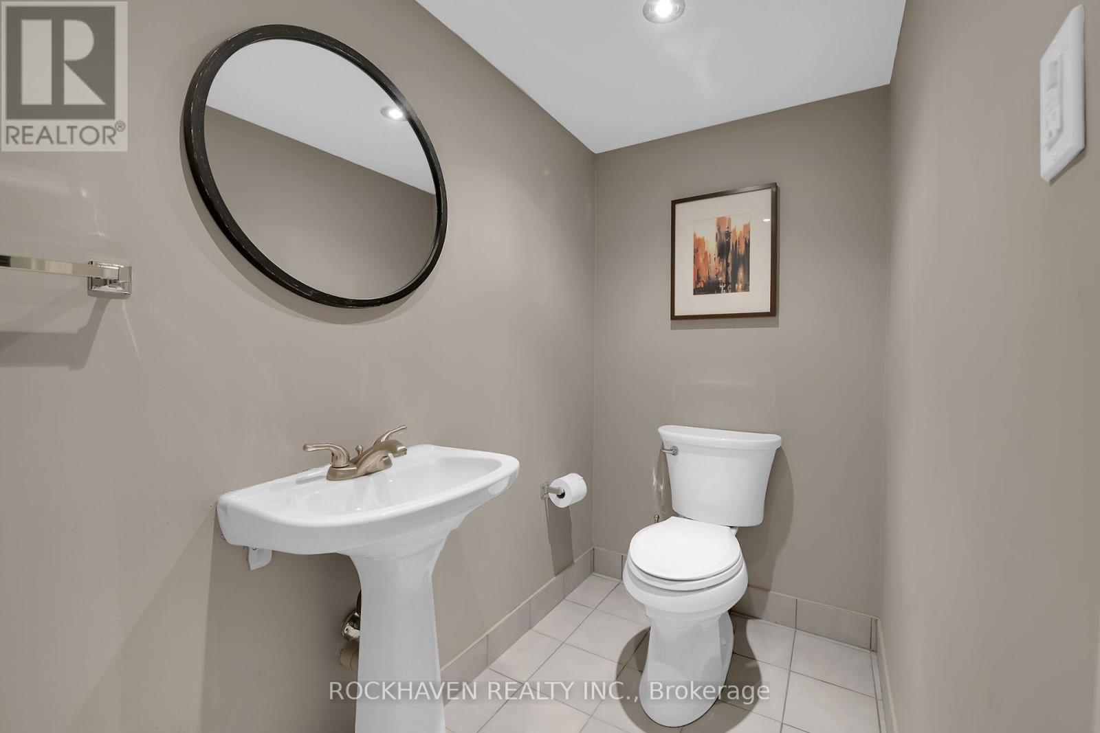 53 Glenfern Avenue, Hamilton, Ontario  L8P 2T6 - Photo 32 - X12177534