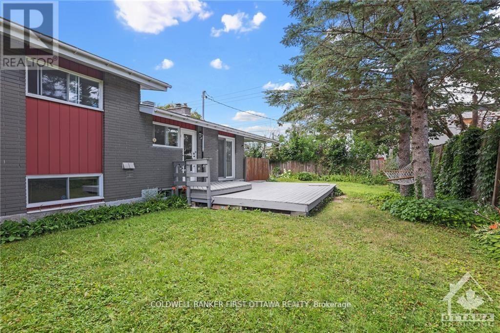 27 Hogan Street, Ottawa, Ontario  K2E 5E8 - Photo 2 - X12177546