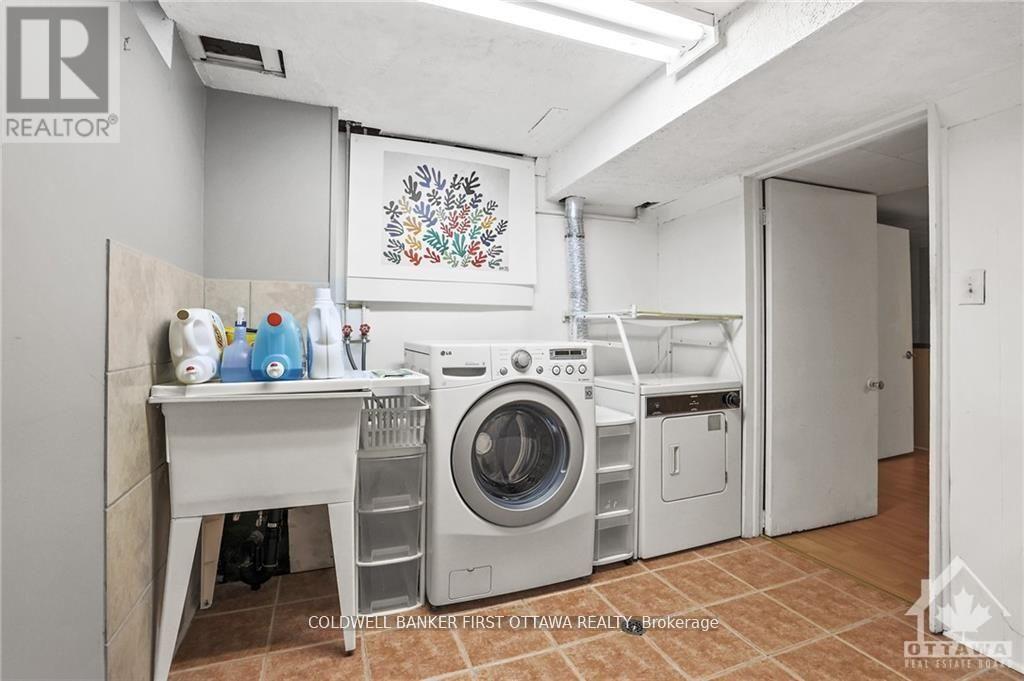 27 Hogan Street, Ottawa, Ontario  K2E 5E8 - Photo 4 - X12177546