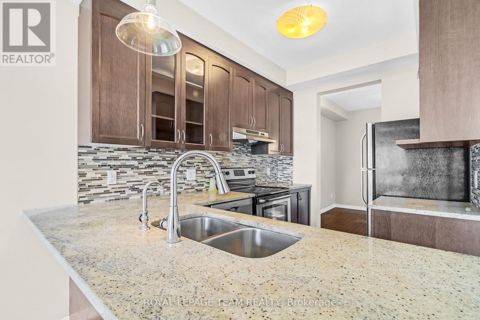 910 Caldermill Private W, Ottawa, Ontario  K2J 0Z7 - Photo 12 - X12177561