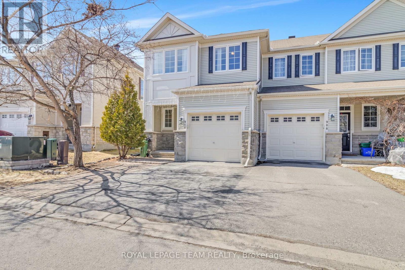 910 Caldermill Private W, Ottawa, Ontario  K2J 0Z7 - Photo 2 - X12177561
