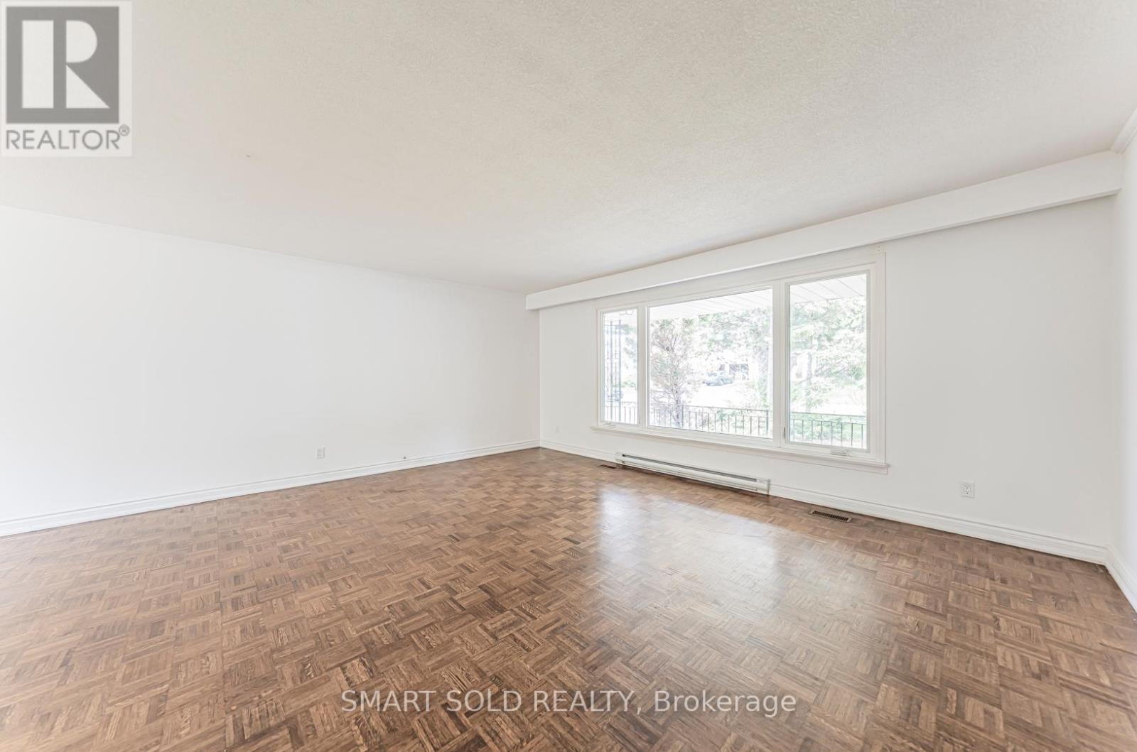 75 Stockdale Crescent, Richmond Hill, Ontario  L4C 3T1 - Photo 15 - N12032082