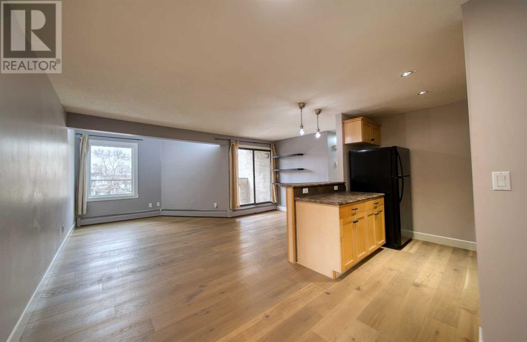 Property at 4, 712 4 Street NE image 3