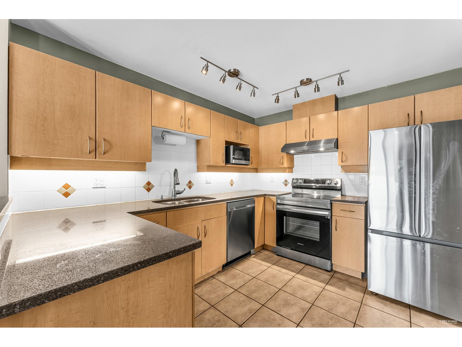 63 13918 58 Avenue, Surrey, British Columbia  V3X 3N8 - Photo 7 - R2988935