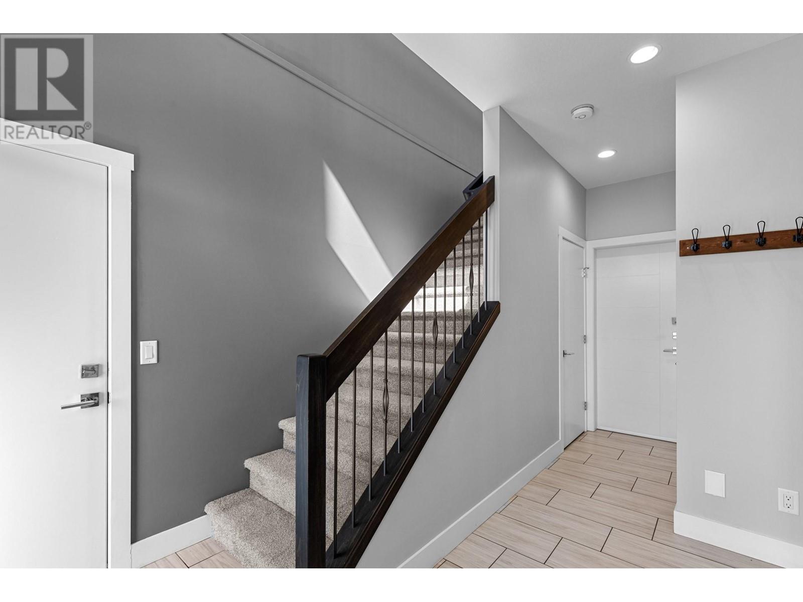 272 Upper Canyon Drive N, Kelowna, British Columbia  V1V 3C7 - Photo 27 - 10348442
