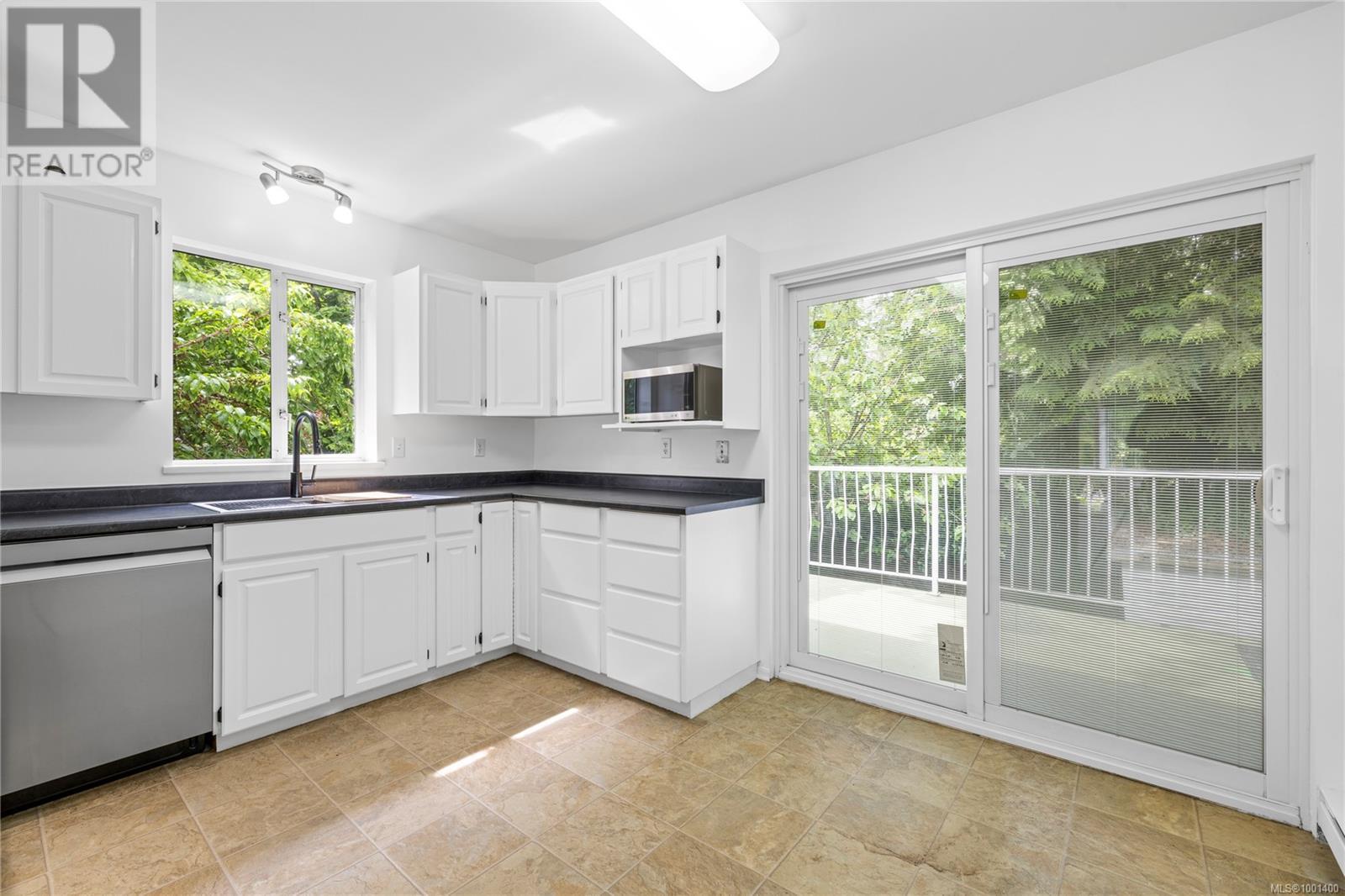 1333 Carmel Pl, Nanoose Bay, British Columbia  V9P 9B8 - Photo 10 - 1001400