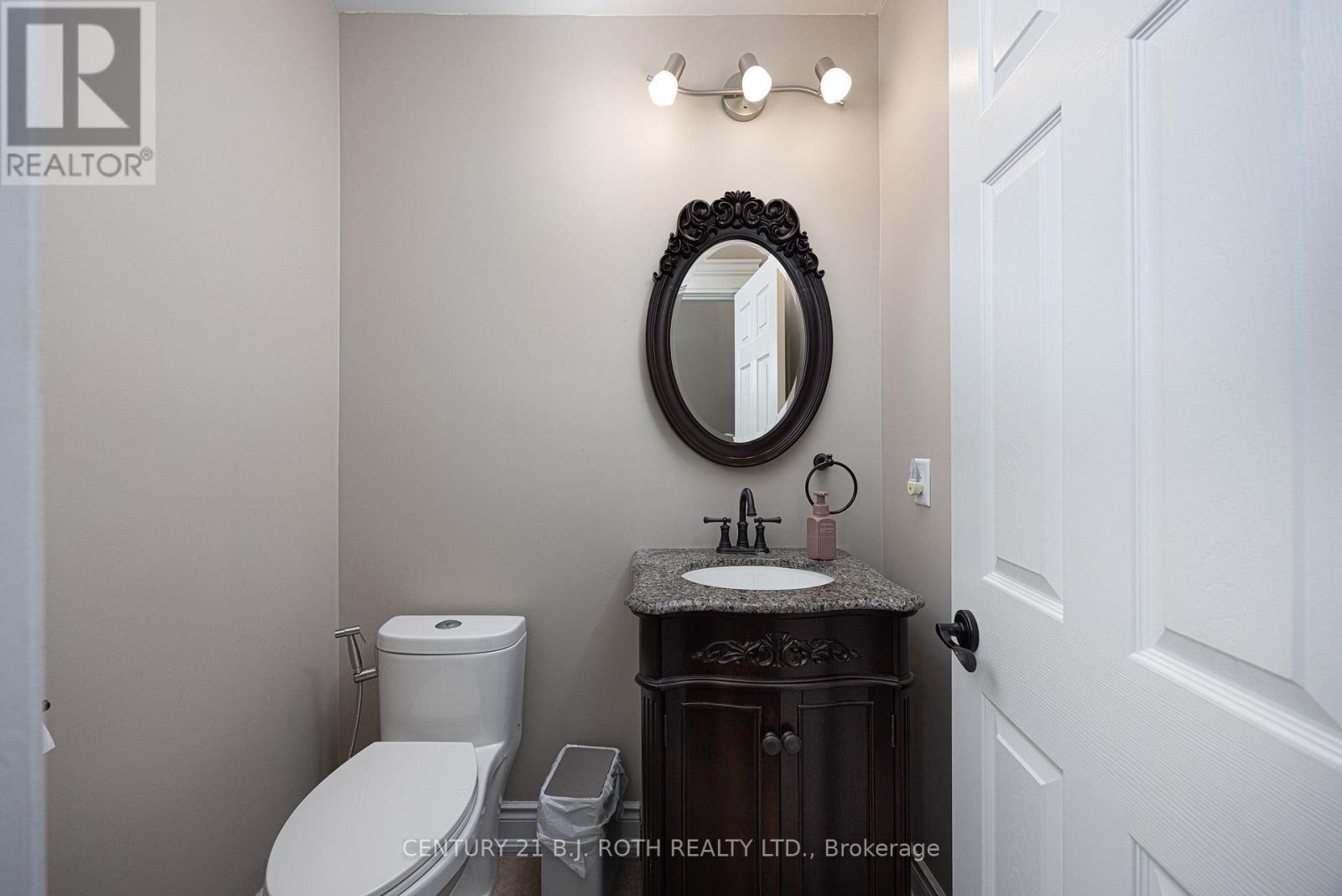 41 Commonwealth Road, Barrie (Innis-Shore), Ontario  L4M 0E1 - Photo 24 - S12177562
