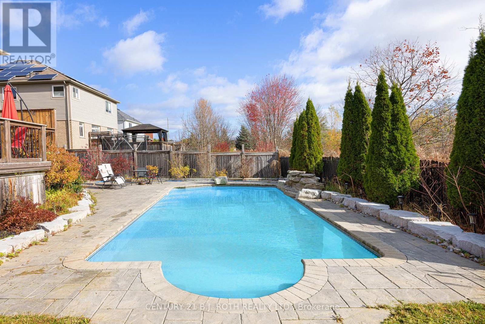 41 Commonwealth Road, Barrie (Innis-Shore), Ontario  L4M 0E1 - Photo 6 - S12177562
