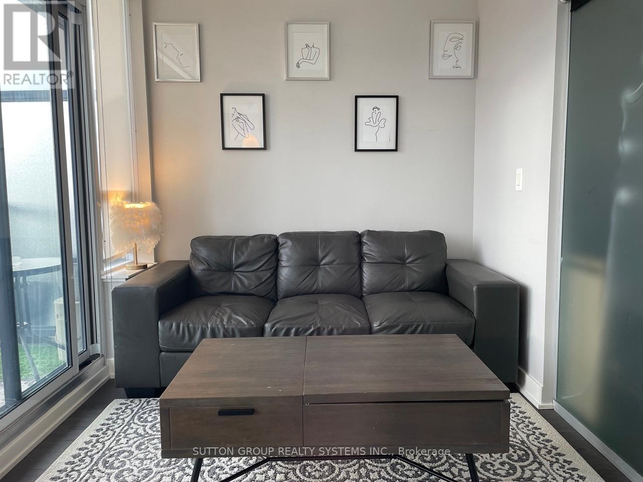 809 - 11 Superior Avenue, Toronto, Ontario  M8V 0A7 - Photo 11 - W12177552