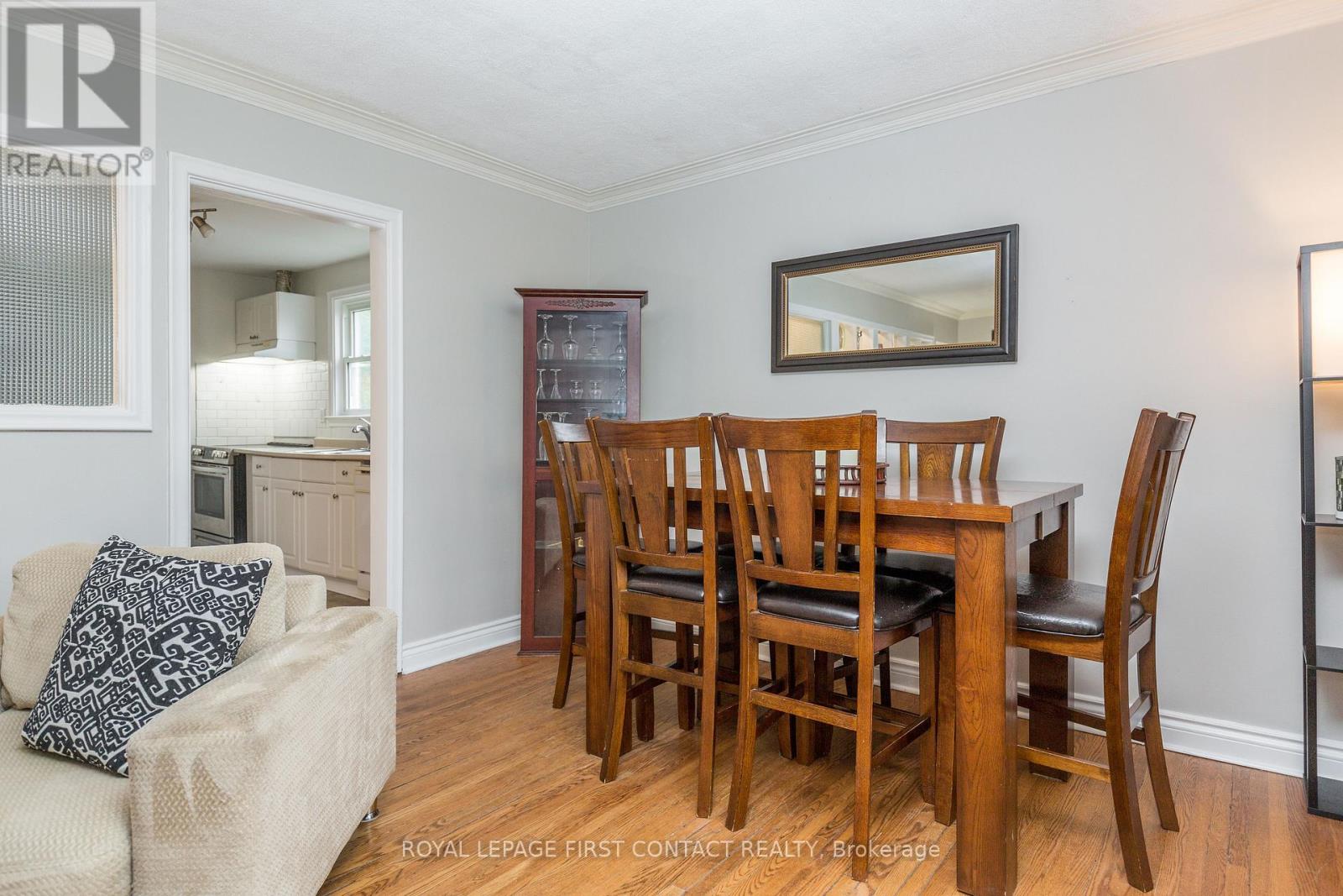 48 Brant Street W, Orillia, Ontario  L3V 3N7 - Photo 16 - S12175042