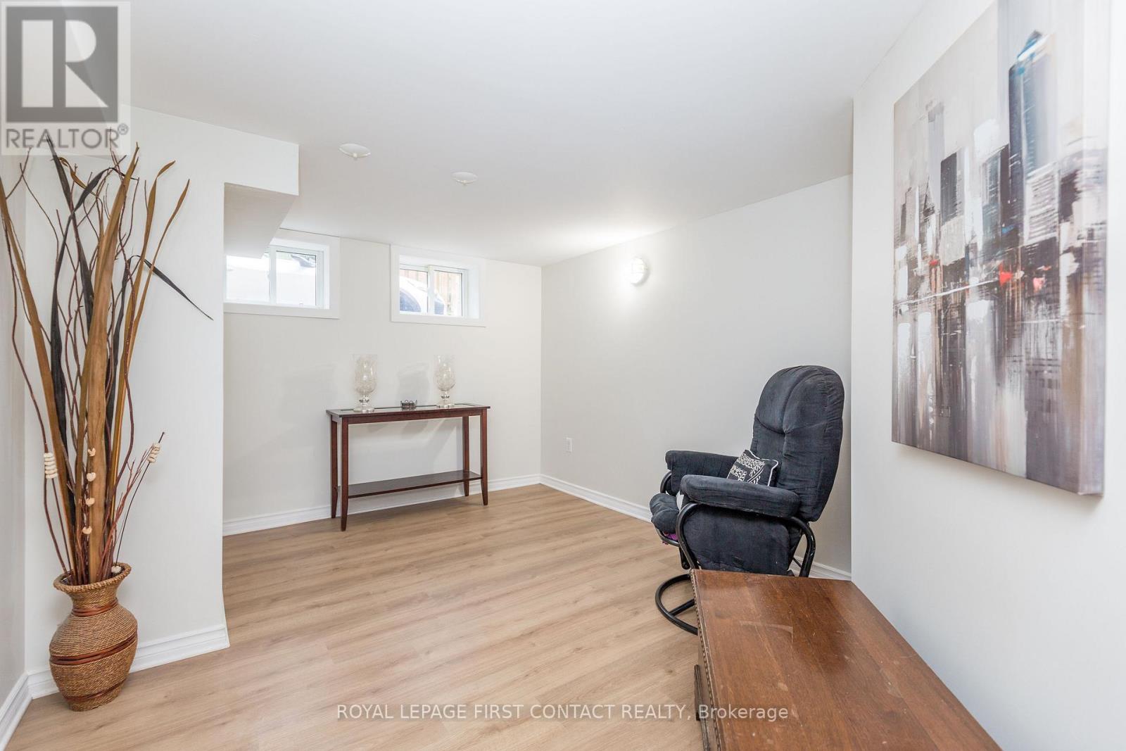 48 Brant Street W, Orillia, Ontario  L3V 3N7 - Photo 26 - S12175042