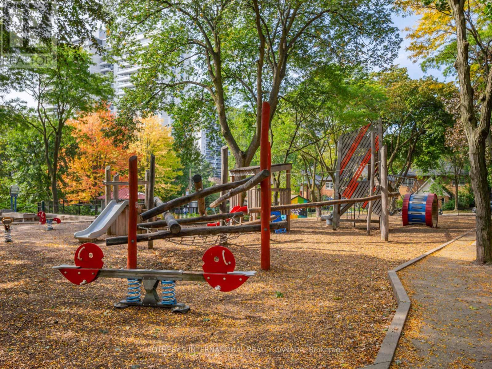 52 Taunton Road, Toronto, Ontario  M4S 2P1 - Photo 38 - C12175319