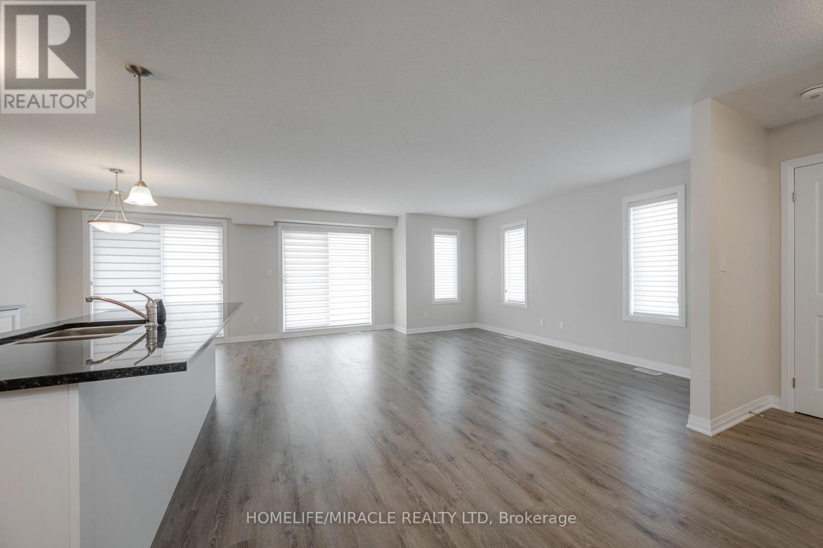 70 Progress Avenue, Kitchener, Ontario  N2R 0R7 - Photo 13 - X12159474