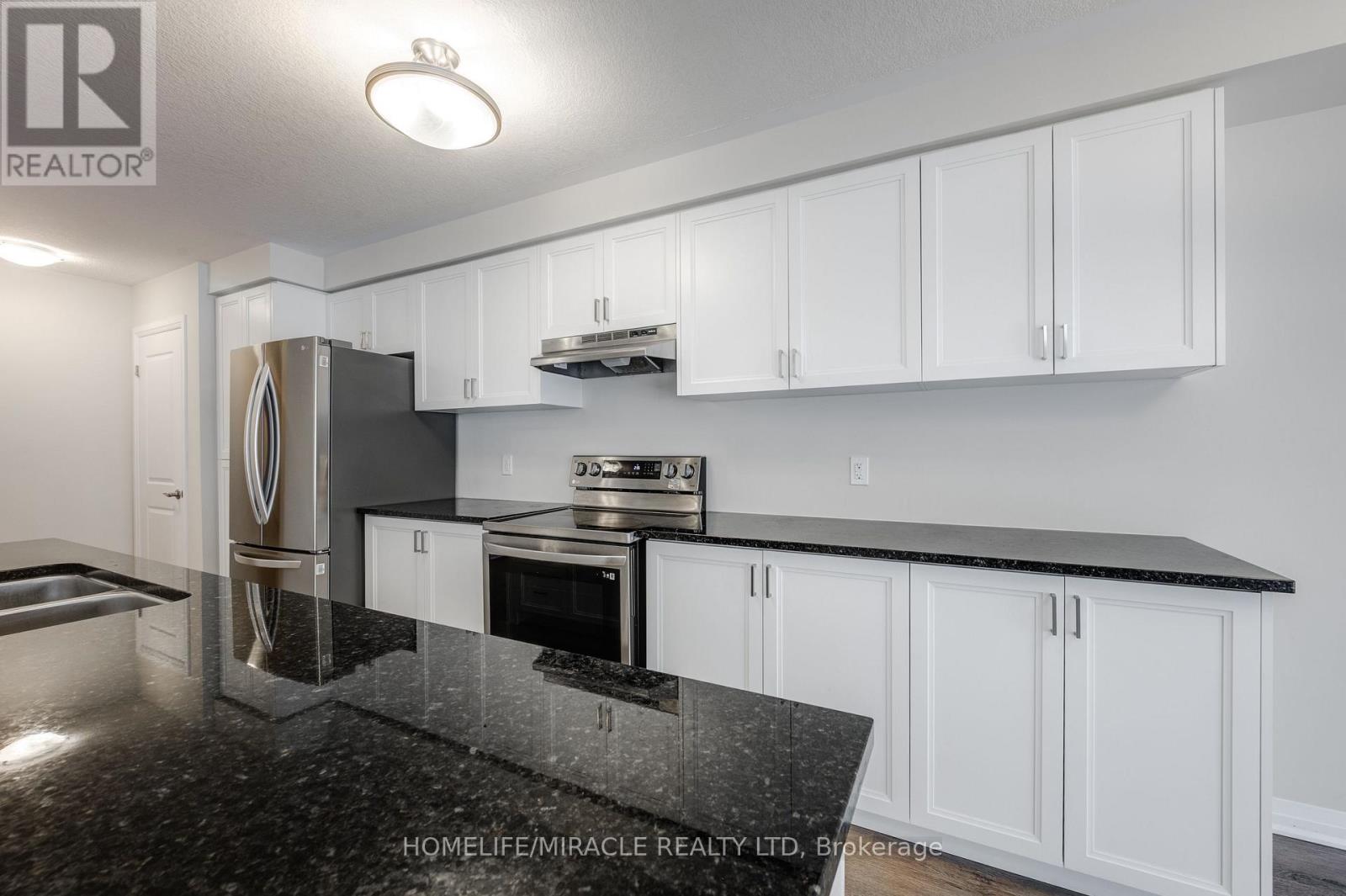 70 Progress Avenue, Kitchener, Ontario  N2R 0R7 - Photo 18 - X12159474