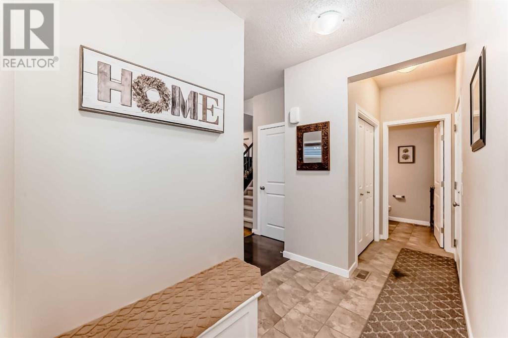Property at 156 Cougar Ridge Manor SW image 4