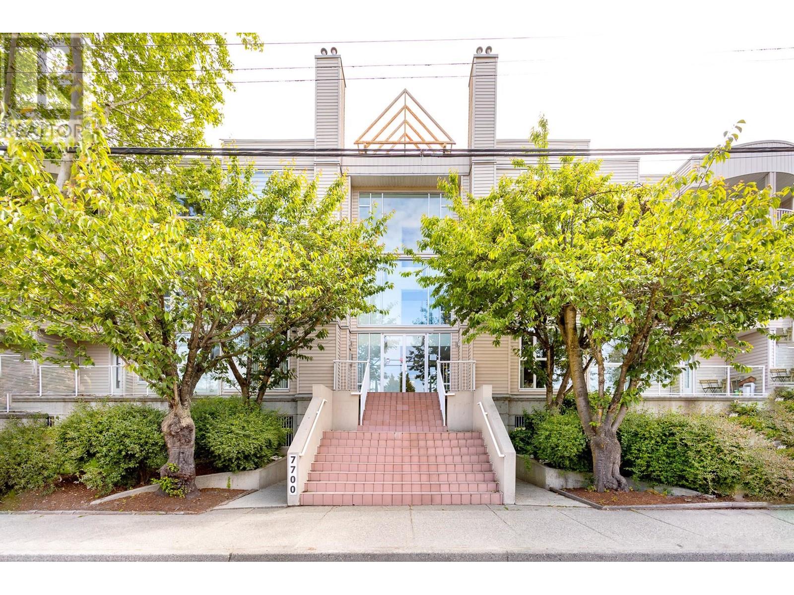 303 7700 Gilbert Road, Richmond, British Columbia  V7C 3W2 - Photo 1 - R3007892