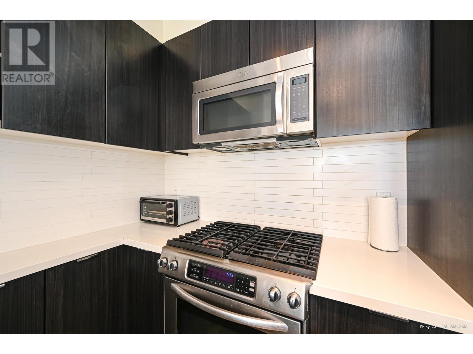 301 3107 Windsor Gate, Coquitlam, British Columbia  V3B 0L1 - Photo 9 - R3007814