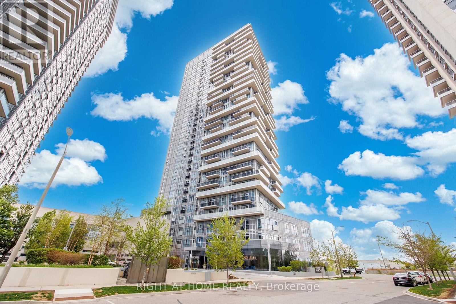 2210 - 225 VILLAGE GREEN SQUARE, Toronto, Ontario
