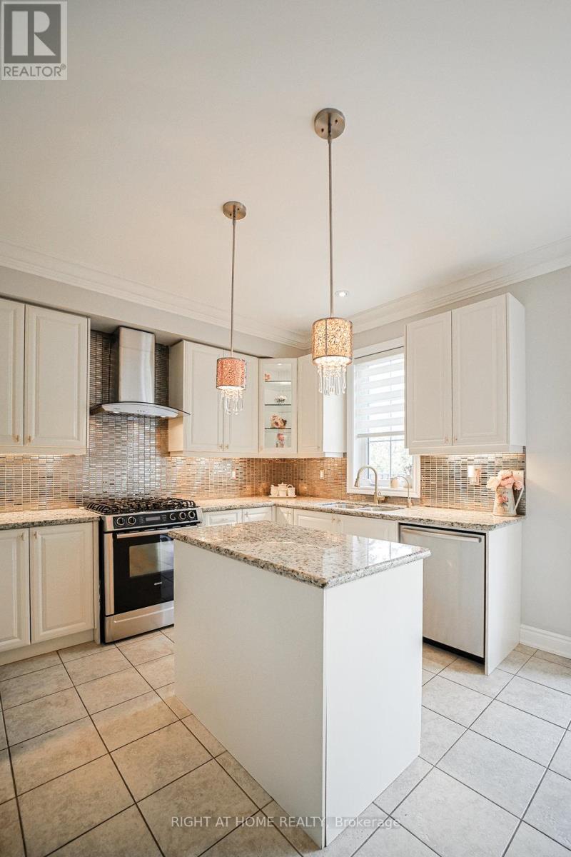 65 Firwood Drive, Richmond Hill, Ontario  L4S 2A1 - Photo 9 - N12177581