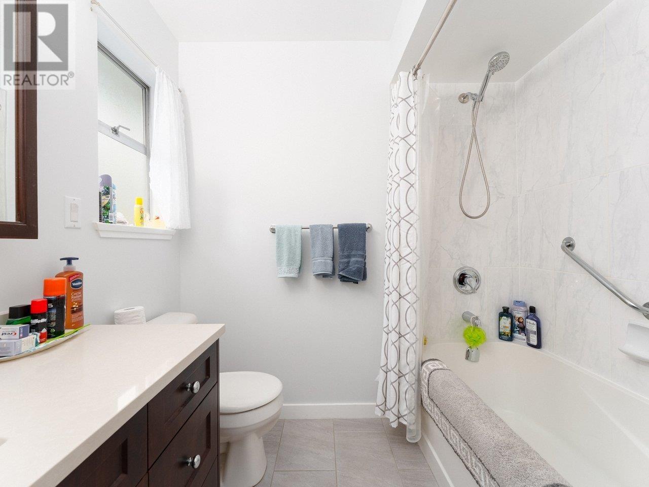 3692 Maginnis Avenue, North Vancouver, British Columbia  V7K 2L6 - Photo 20 - R3007782