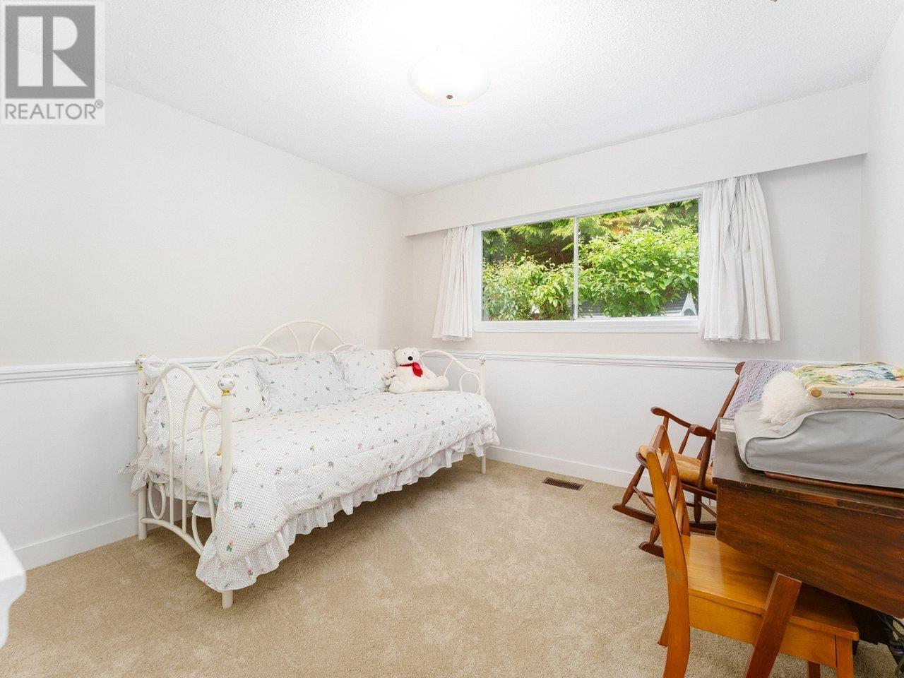 3692 Maginnis Avenue, North Vancouver, British Columbia  V7K 2L6 - Photo 17 - R3007782
