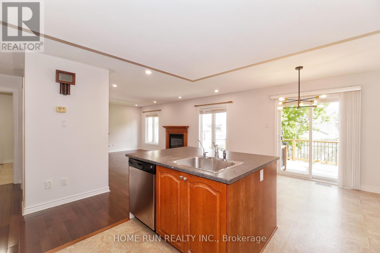 118 Tapestry Drive, Ottawa, Ontario  K2J 0H3 - Photo 12 - X12177592